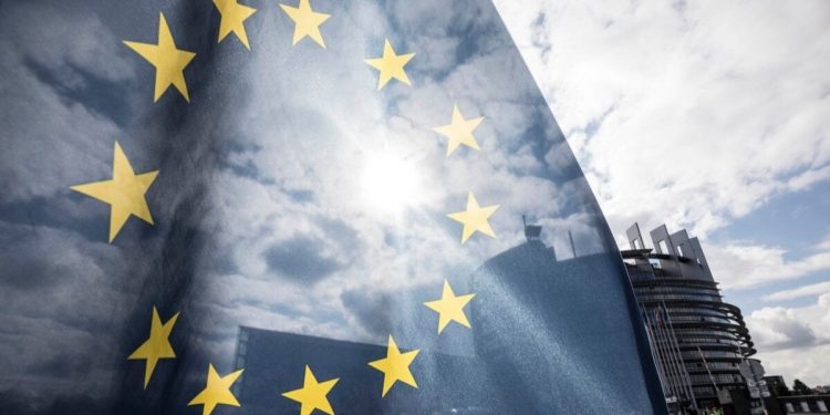 AB: Rusya’nın Noel’de ateşkes ilanı sahte