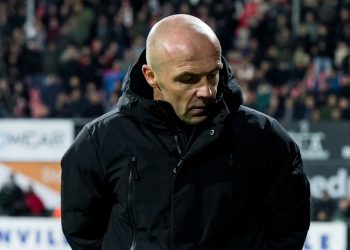 Ajax’ta Schreuder dönemi sona erdi