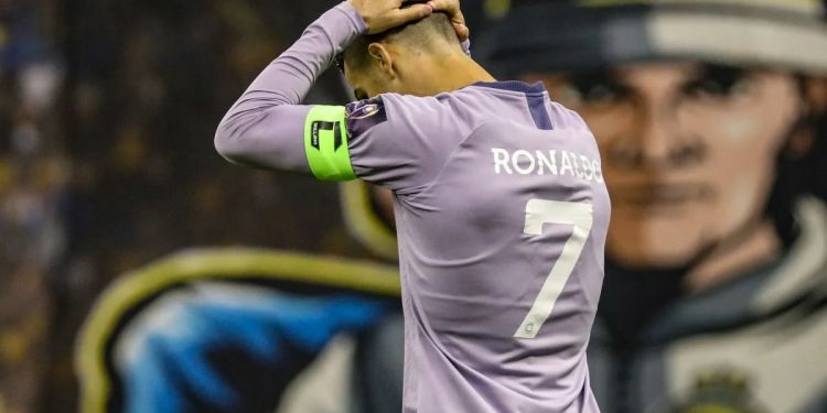 Al Ittihad taraftarları Messi tezahüratıyla Ronaldo’yu ti’ye aldı