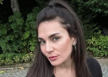 Alişan’ın eşi Buse Varol boydan pozlarıyla mest etti! ‘Alişan şansı Amin’
