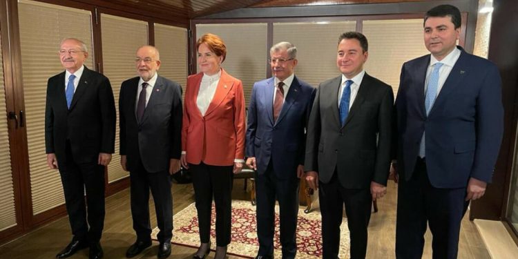 Altılı masada, ortak adayın belirlenmesi şubat ayına kaldı