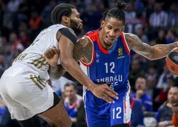 Anadolu Efes, Bayern Münih’e mağlup oldu