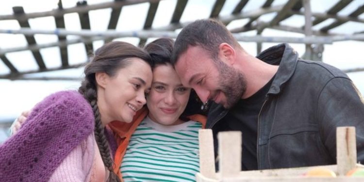 Ateş Kuşları dizisi konusu nedir, uyarlama mı? Ateş Kuşları dizisi oyuncuları kimler?