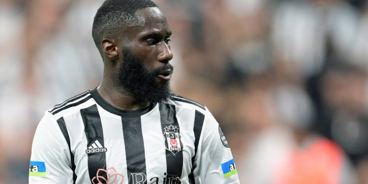 Beşiktaş, Masuaku için West Ham’la pazarlık yapıyor