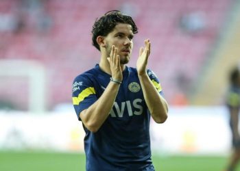 Bir tek kaleye geçmedi! Ferdi Kadıoğlu’nun yeni mevkisi orta saha