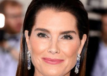 Brooke Shields cinsel saldırı itirafı