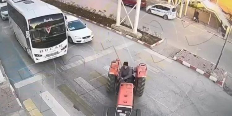 Burdur’da traktörüyle drift atan sürücüye ceza