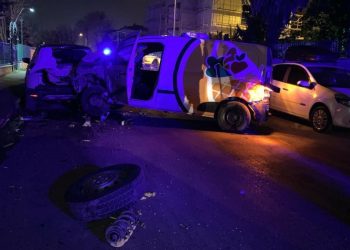 Büyükçekmece’de alkollü sürücü, 5 araca çarptı