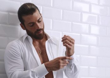 Can Yaman’dan İtalya’ya büyük bağış