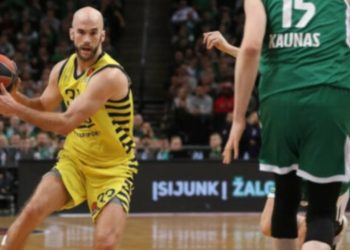 Fenerbahçe, Zalgiris deplasmanından mağlup ayrıldı