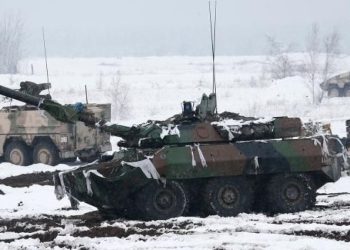 Fransa’dan Ukrayna’ya askeri destek
