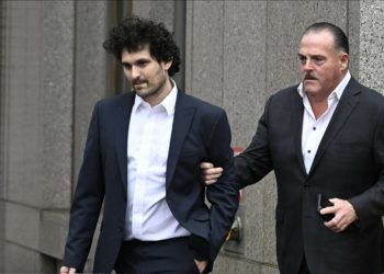 FTX’in kurucusunun 700 milyon dolarlık varlığına el konuldu