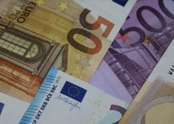 Hırvatistan artık sadece euro kullanılıyor