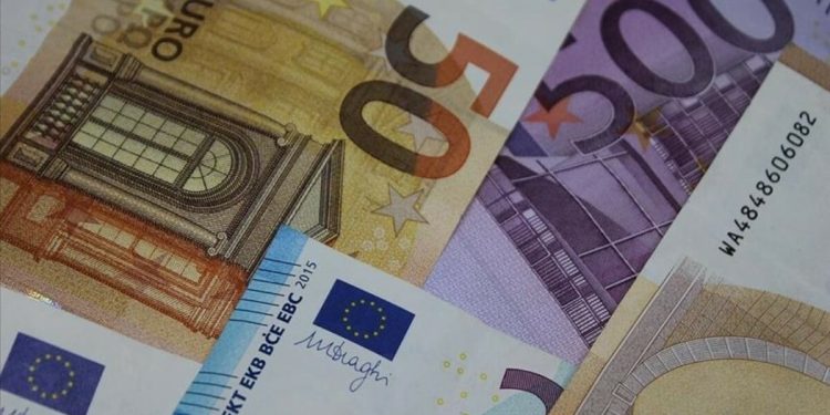 Hırvatistan artık sadece euro kullanılıyor