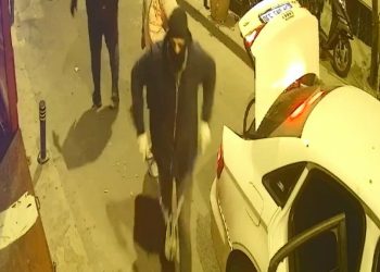 İstanbul’da 11 marketi soyan şebeke yakalandı