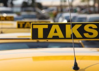 İstanbul’da taksilerde akıllı lamba talebi