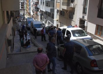 İzmir’de kızını boğarak öldüren anneye, tahrik indirimi yapıldı