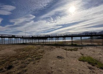 İznik Gölü’nde su 400 metre çekildi