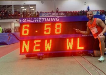 Kayhan Özer, Çekya’da zirvede yer aldı