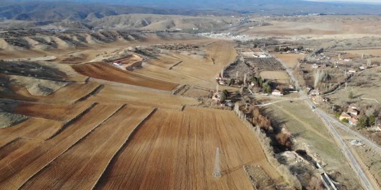 Kırıkkale’de kuraklık su buldurdu