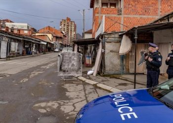 Kosova’da silahlı saldırı: Biri çocuk 2 Sırp yaralandı