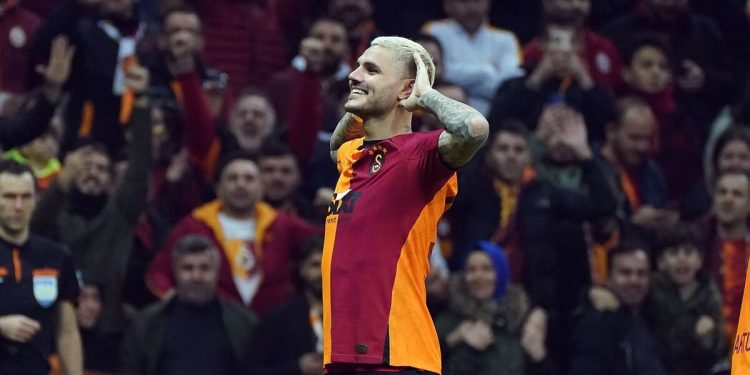 Mauro Icardi, Antalyaspor maçı sonrası İstanbul’u terk etti