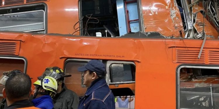 Meksika’da iki metro treni çarpıştı: 1 ölü 57 yaralı