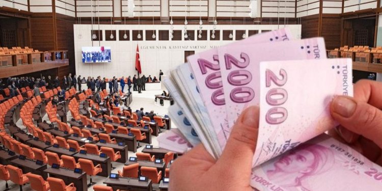 Memur ve emekli maaş artışlarını içeren kanun teklifi, TBMM’de kabul edildi
