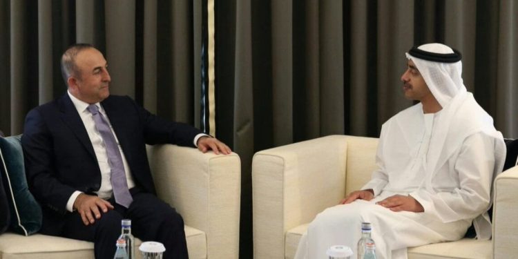 Mevlüt Çavuşoğlu, BAE’li mevkidaşı ile görüştü