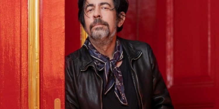 Okan Bayülgen: Erotik film yıldızı olmak istiyorum