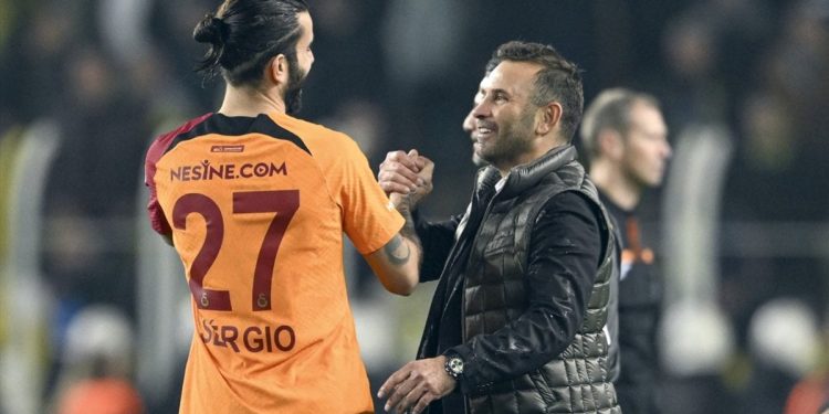 Okan Buruk’tan derbi yorumu: Üstün oynayarak kazandık