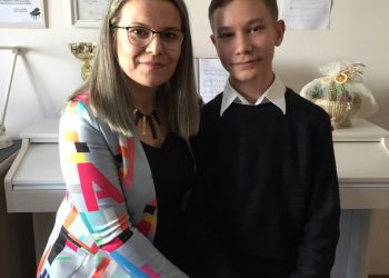 Pandemide tabletten piyano çalmayı öğrendi, 6 ayda 3 ödül aldı