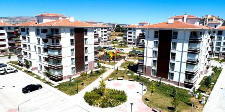 Romanlara özel konut projesi hangi illerde ve ne zaman başlıyor? Başvuru şartları belli oldu mu?
