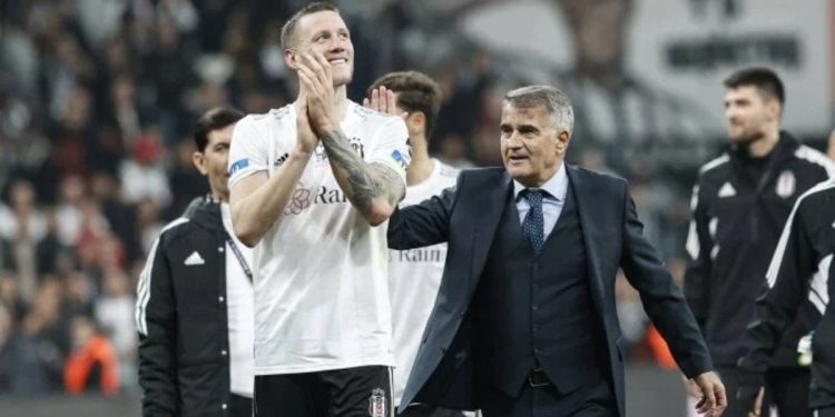 Şenol Güneş’ten Wout Weghorst’a sitem