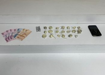 Şişli’de motosikletle uyuşturucu satarken suçüstü yakalandı