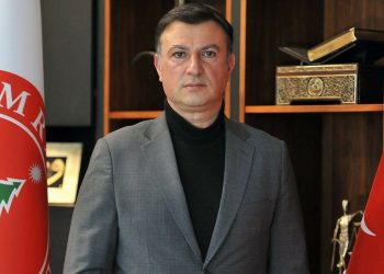Tarık Aksar: Jesus kendi ülkesindeki statlara baksın