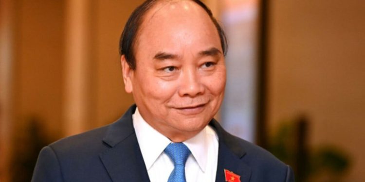 Vietnam Devlet Başkanı Phuc istifa etti