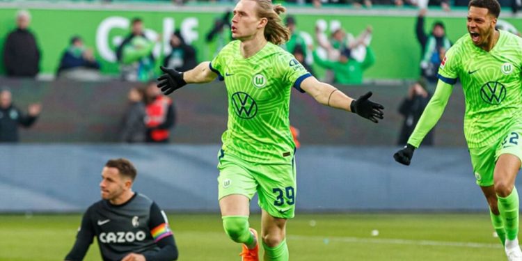 Wolfsburg, Freiburg’u 6 golle mağlup etti