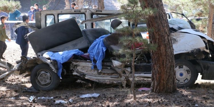 Afyonkarahisar’da kazada 5 öğrenci öldü, servis şoförü öğrencileri suçladı