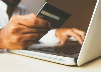 Avrupa’da alışveriş sitelerinin yüzde 40’ı aldatıcı uygulama yapıyor