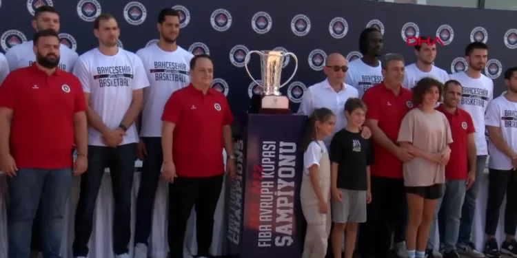 Bahçeşehir Koleji Basketbol Takımı 2023-2024 sezonuna açılış yaptı