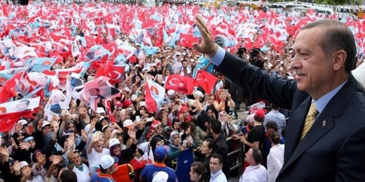 Cumhurbaşkanı Erdoğan’dan AK Parti teşkilatlarına yerel seçim talimatı! Kapı kapı dolaşacaklar