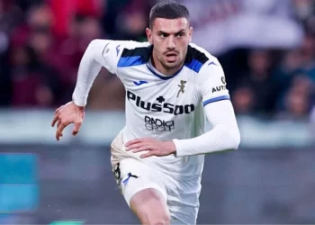 Fenerbahçelilerin hevesi kursağında kaldı! Merih Demiral’ın imza attığı takım çok konuşulur