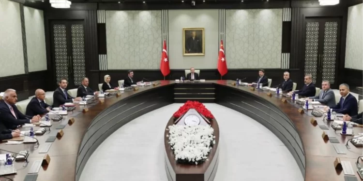 Kabine yarın toplanıyor! Masada milyonları ilgilendiren 4 önemli konu başlığı var