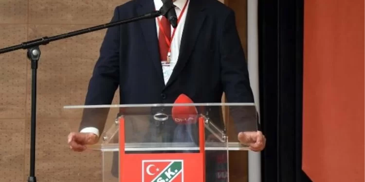 Karşıyaka’da Eski Başkanın Kulüp Hesaplarına Temlik Koyması Ortaya Çıktı