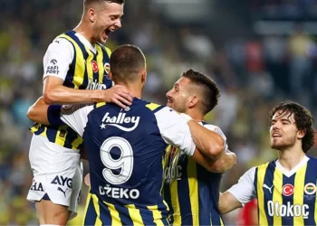 Son Dakika: Süper Lig’in ilk haftasında Fenerbahçe, sahasında Gaziantep FK’yı 2-1 mağlup etti