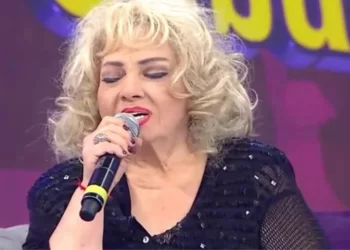 Yıldız Tezcan kimdir? Yıldız Tezcan kaç yaşında, nereli? Yıldız Tezcan hayatı ve biyografisi!