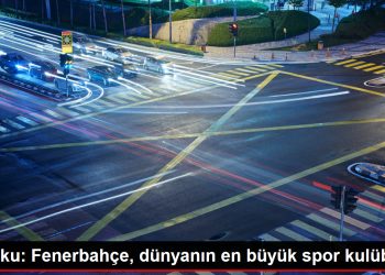 Fenerbahçe’nin Ganalı stoperi Djiku, Kadın basketbol takımını tebrik etti