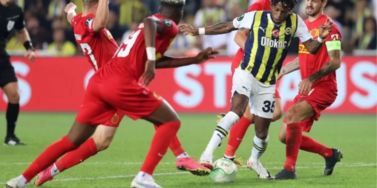 Ne olduysa o maçtan sonra oldu! Manchester United taraftarları sabah akşam Fred’i konuşuyor