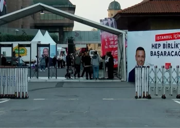 CHP 38. Olağan İstanbul İl Kongresi başladı! 2 isim, il başkanlığı için yarışıyor